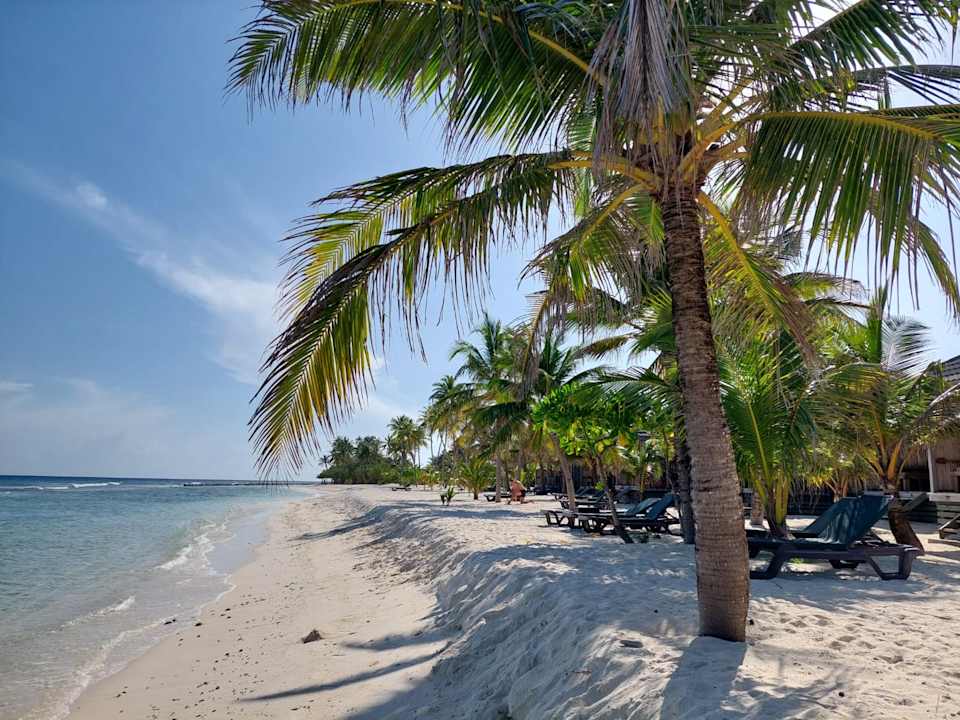 Strand Kuredu Island Resort & Spa