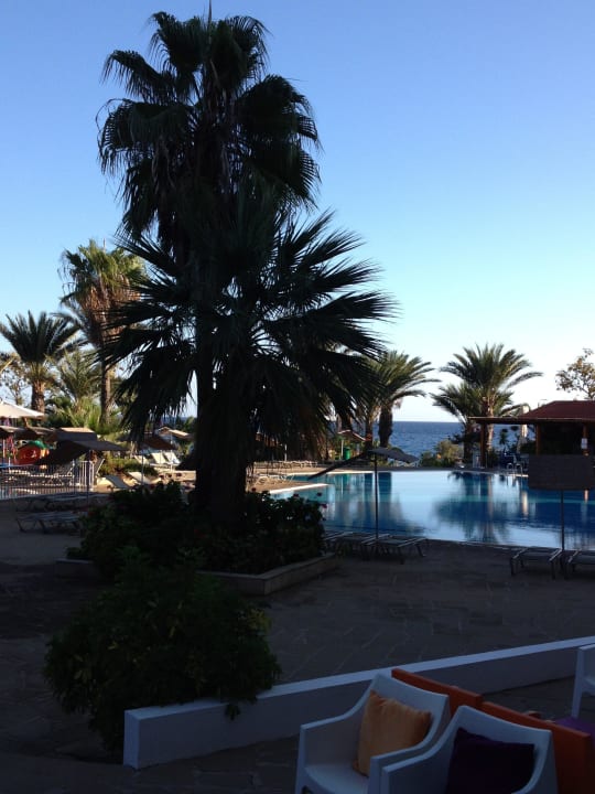 Blick vom Frühstückstisch aus Crystal Springs Beach Hotel