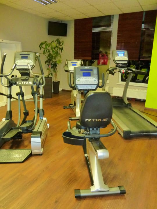 Fitnessraum AHORN Panorama Hotel Oberhof