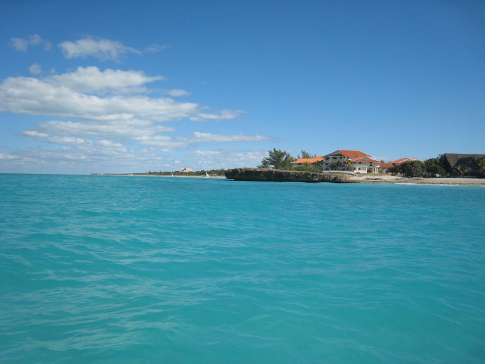 Боковой вид на пляж с лодки Sirenis Tropical Varadero
