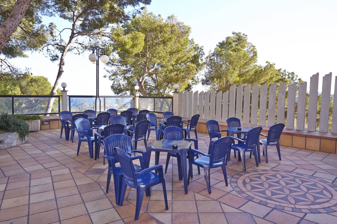 Terraza MLL Blue Bay Hotel
