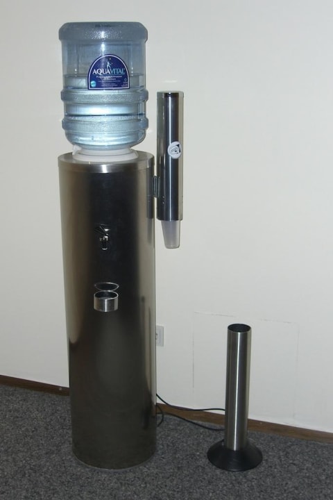 Wasserspender im Fitnessraum Hotel Novotel Karlsruhe City