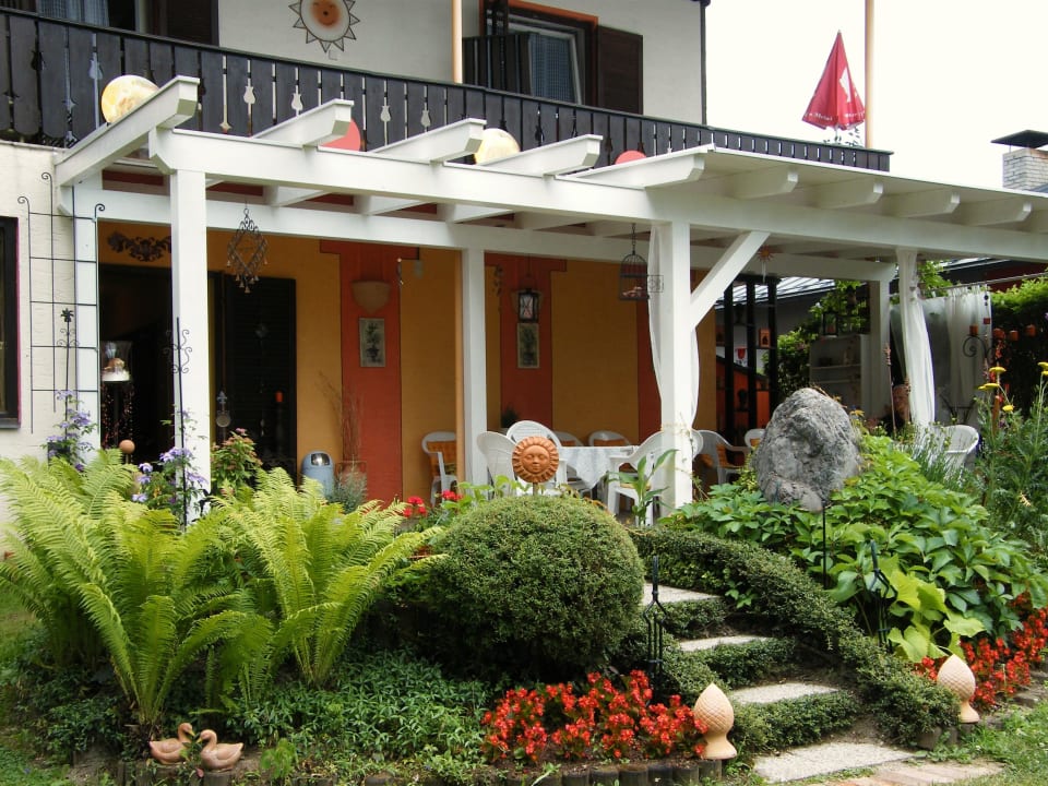 Terrasse Pension Stissen Haus am See