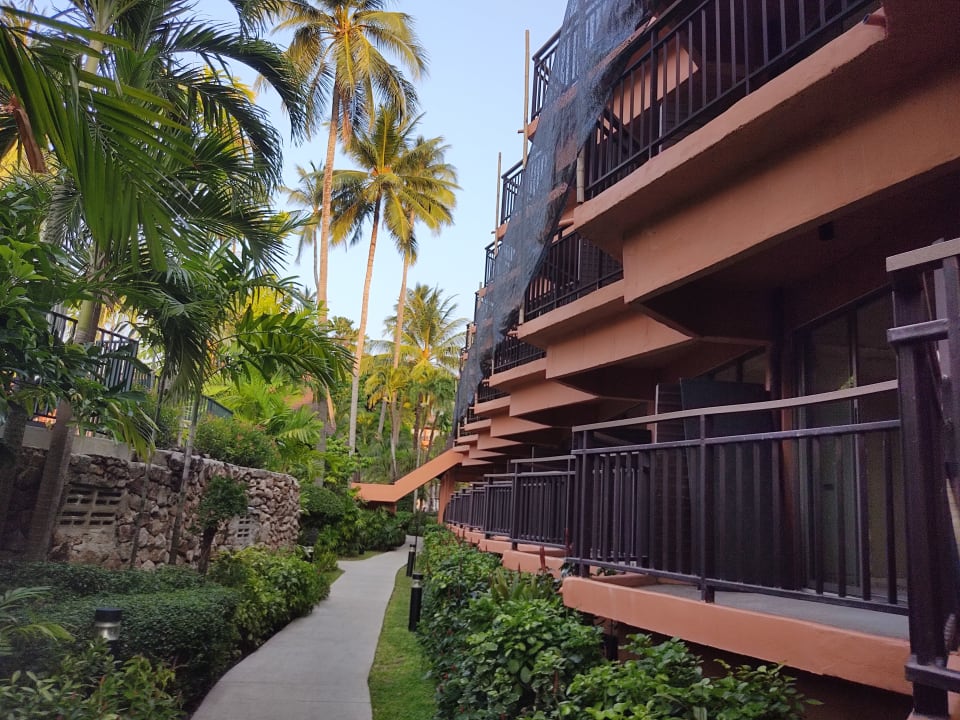 Außenansicht Courtyard by Marriott Phuket, Patong Beach Resort