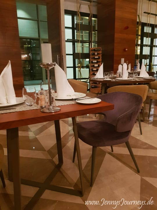 Gastro Acanthus Cennet Barut Collection