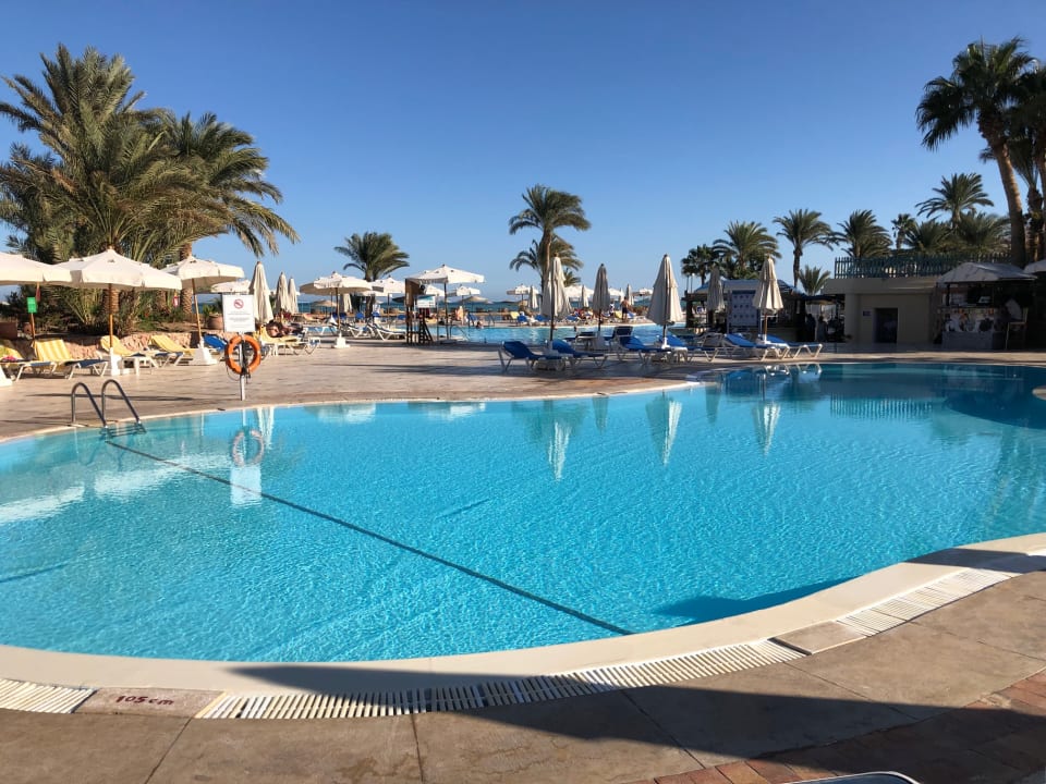 Pool Mövenpick Resort & Spa El Gouna