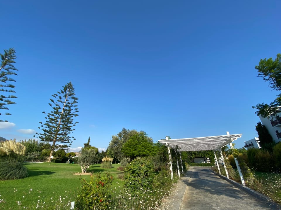 Gartenanlage TUI BLUE Oceanis Beach and Spa Resort