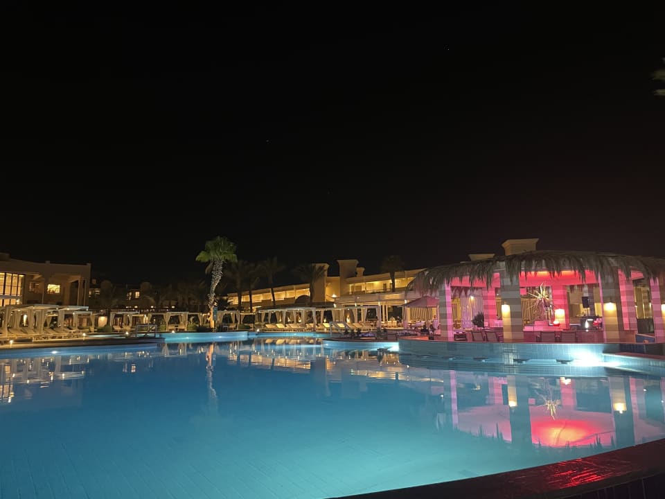 Pool JAZ Elite Casa del Mar Beach