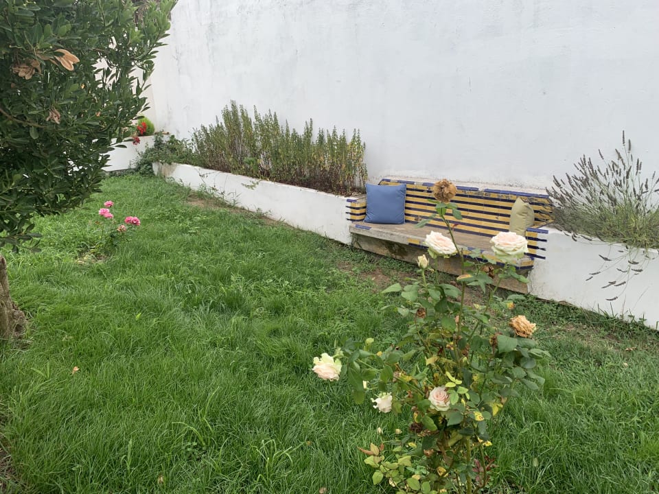 Gartenanlage Oryza Guest House & Suites