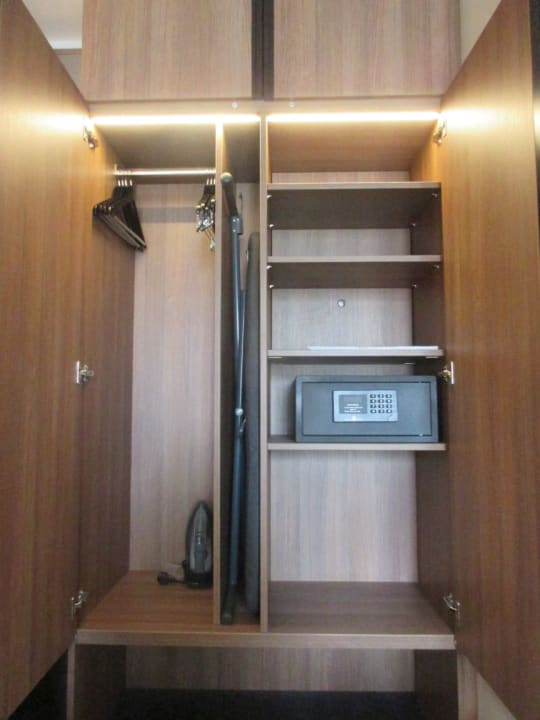 Zimmer Adina Apartment Hotel Frankfurt Westend