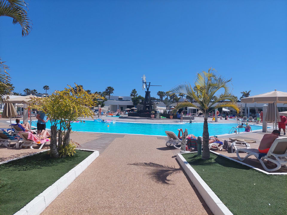 Pool Relaxia Lanzasur Club