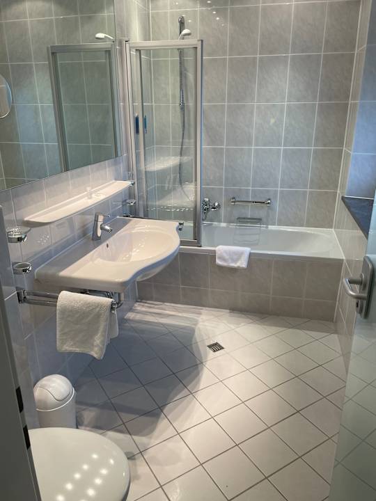 Zimmer Ringhotel Loew's Merkur