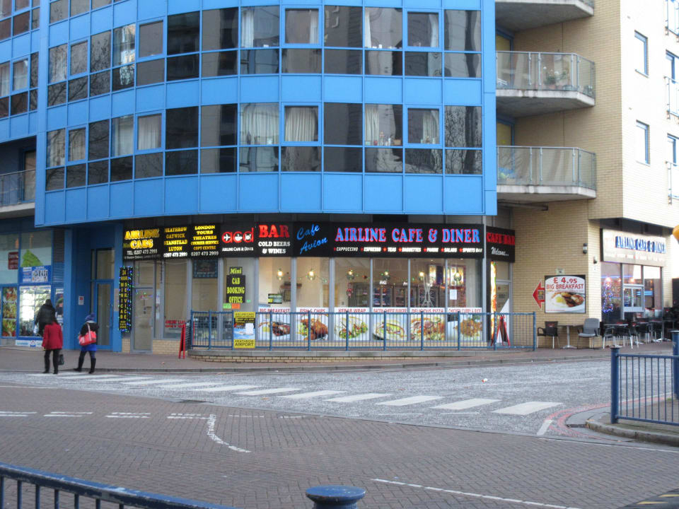 Direkt gegenüber ibis Hotel London Docklands - Excel