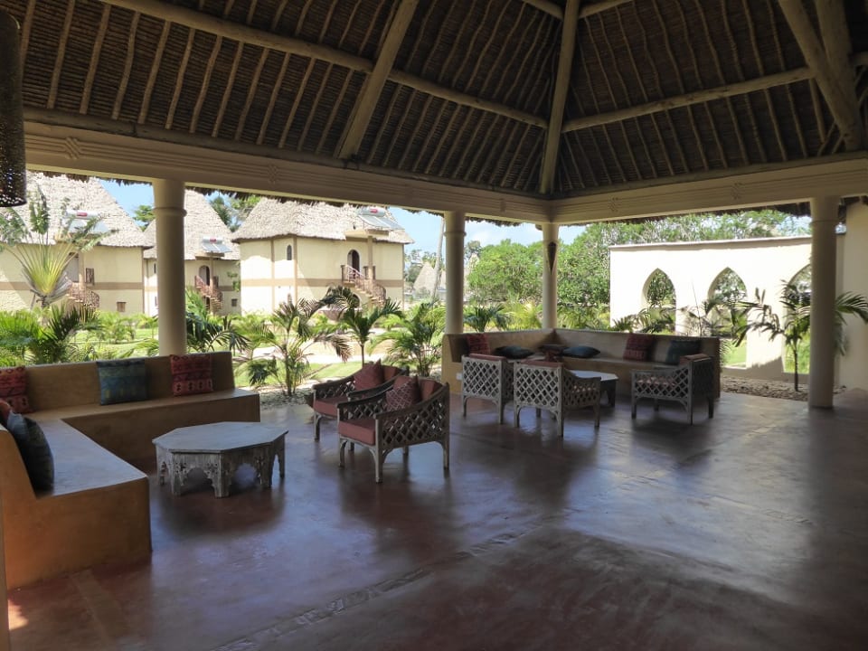 Restaurant Neptune Paradise Beach Resort & Spa