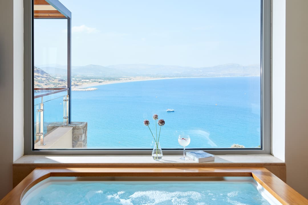 Ausblick Lindos Blu, Luxury Hotel & Suites - Adults only