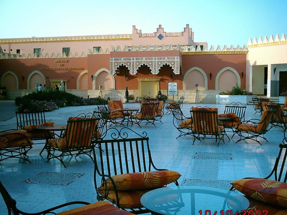 Ort für gemütliches Beisammensein Pickalbatros Alf Leila Wa Leila Resort - Neverland Hurghada