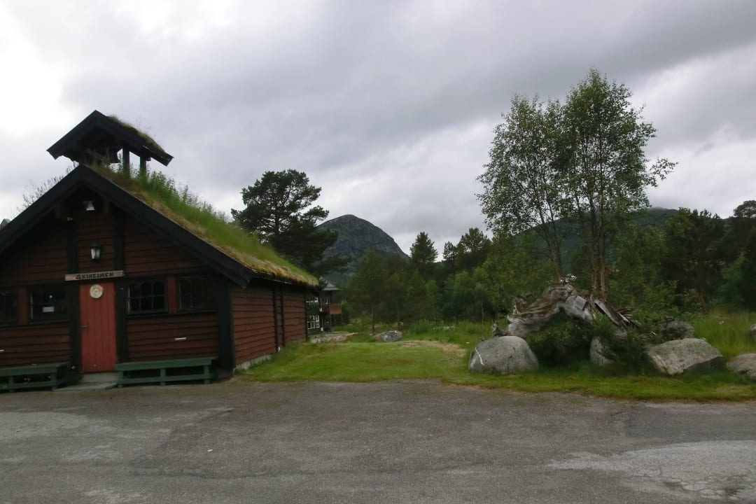 Vorfahrt zum Hotel Hotel & Lodge Hovdestøylen