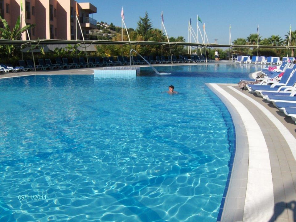 The noisy pool. Aqua Fantasy Aquapark Hotel & Spa
