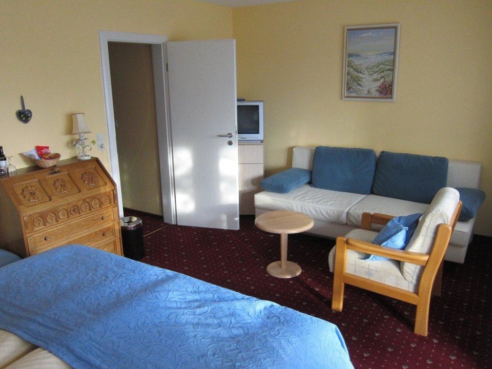 Röhren-TV Hotel Katharina Garni