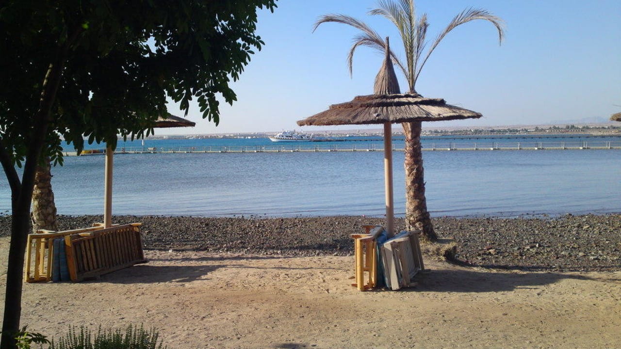 Blick auf den Strand vom Palace Beach Albatros Resort