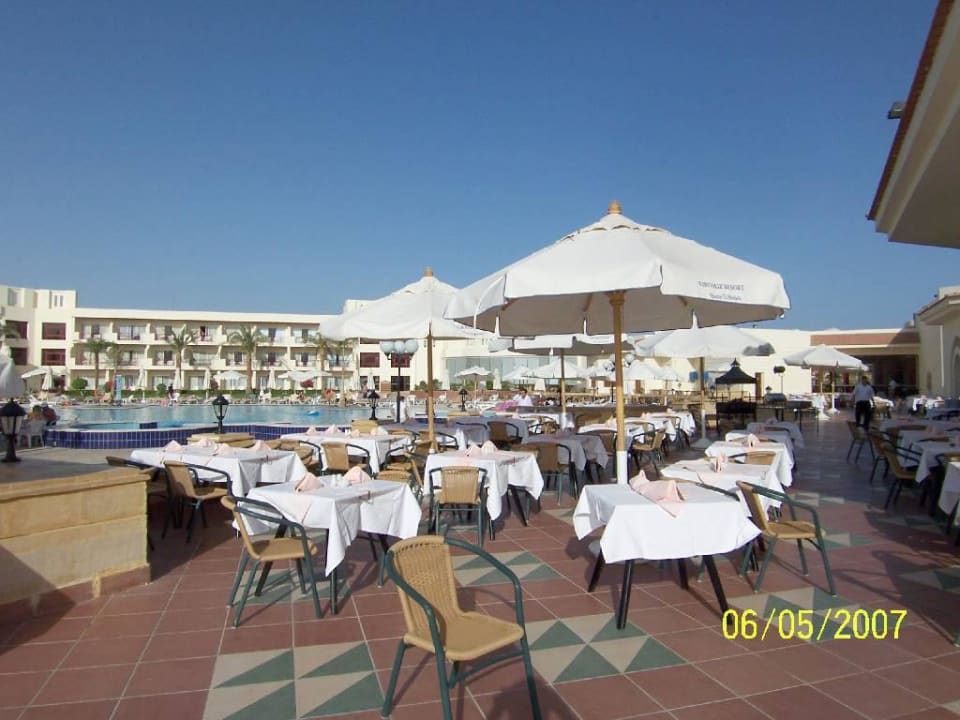 Restaurant Terrasse mit Poolblich Xperience Kiroseiz Parkland Resort