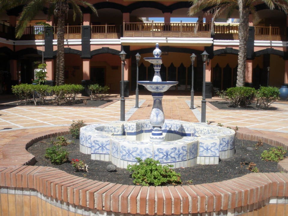 Brunnen im Innenhof H10 Rubicón Horizons Collection