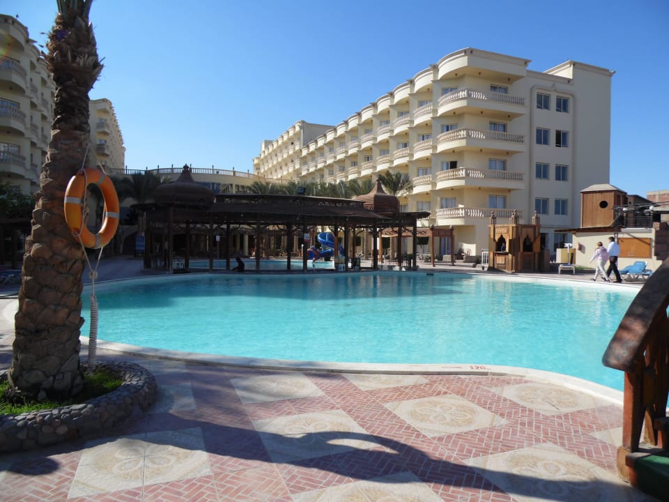 2.Pool Riviera Aqua Park Resort