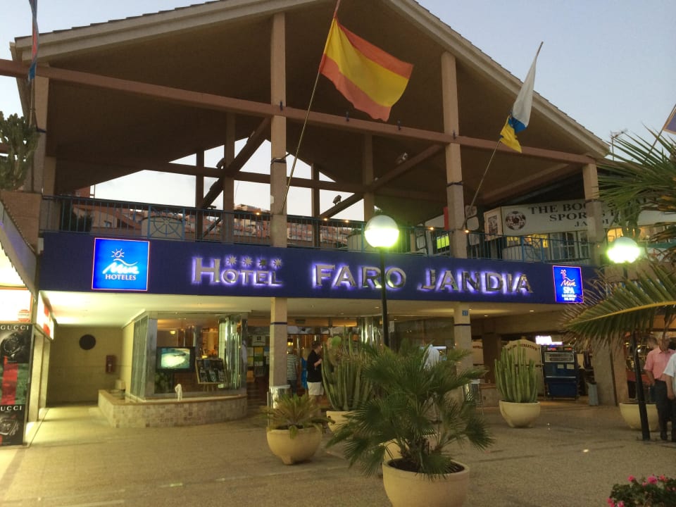 Eingang des Faro Jandia MUR Hotel Faro Jandia & Spa Fuerteventura