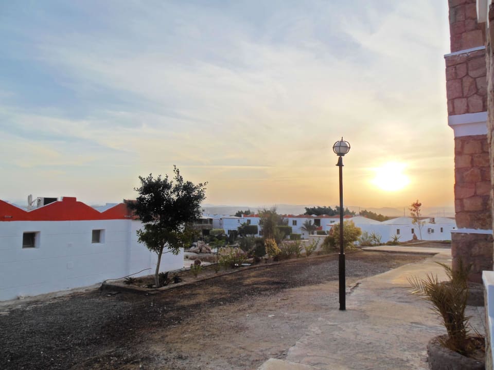 Sonnenuntergang von der Terrasse Hotel Coral Garden