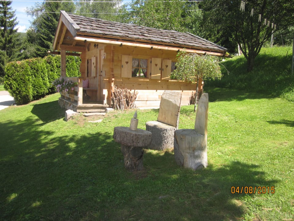 Kleine Almhütte für die kleinen Gäste Kompatscherhof