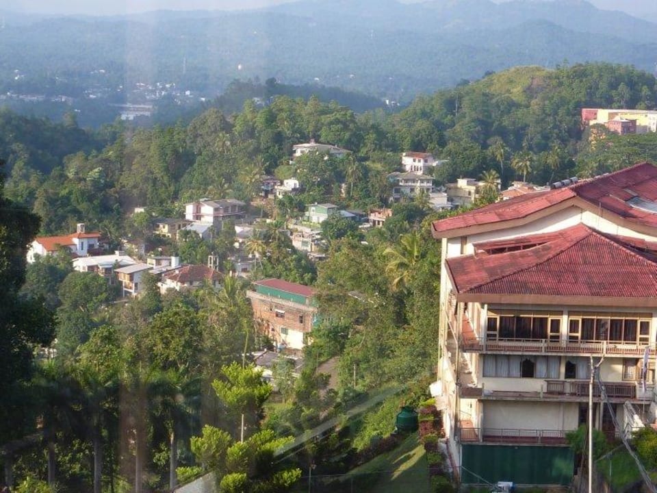 In den Bergen bei Kandy Hotel Topaz