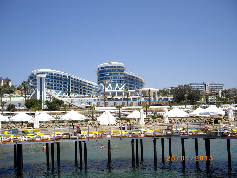 Widok z pomostu Vikingen Infinity Resort & Spa