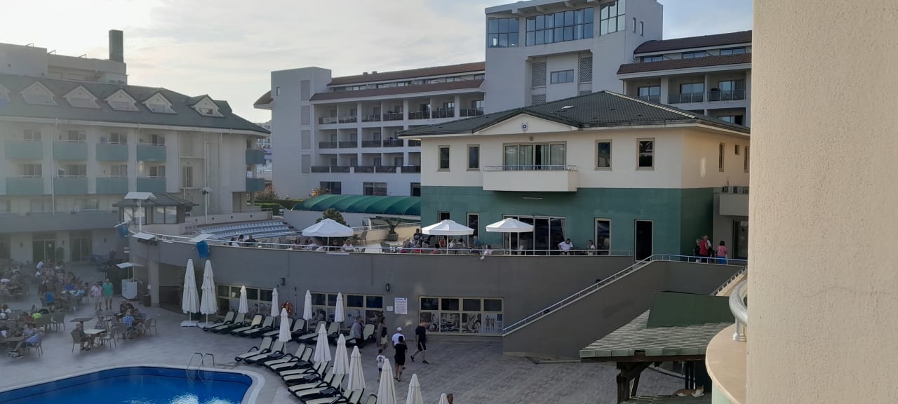 Außenansicht Side Breeze Hotel