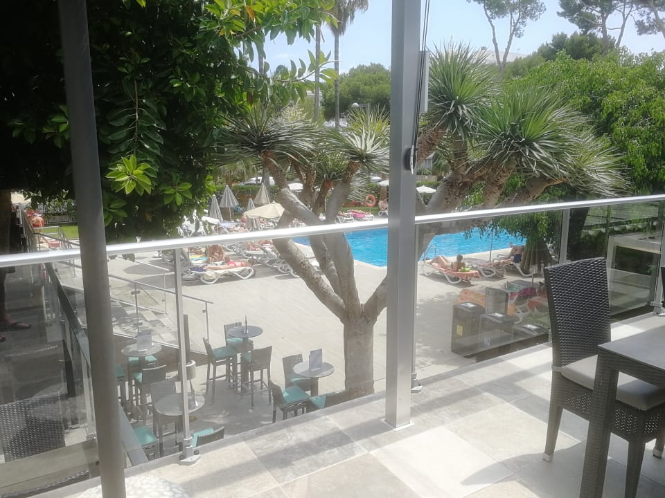 Pool Hotel Riu Festival