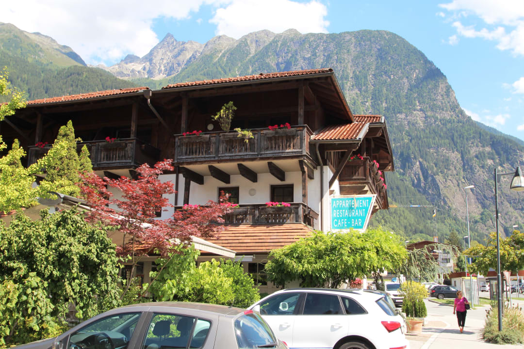 Außenansicht Appartement Azalea Oetz