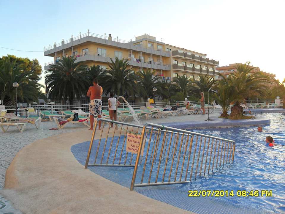 Links Nebengebäude Bei Juan Playa Blanca