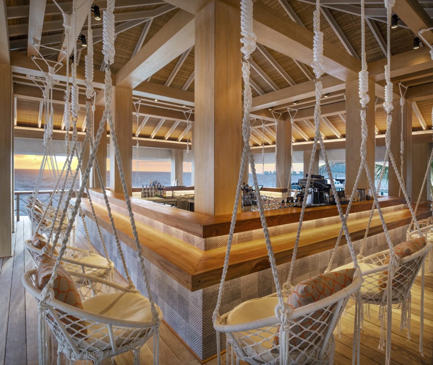 Gastro JW Marriott Maldives Resort & Spa