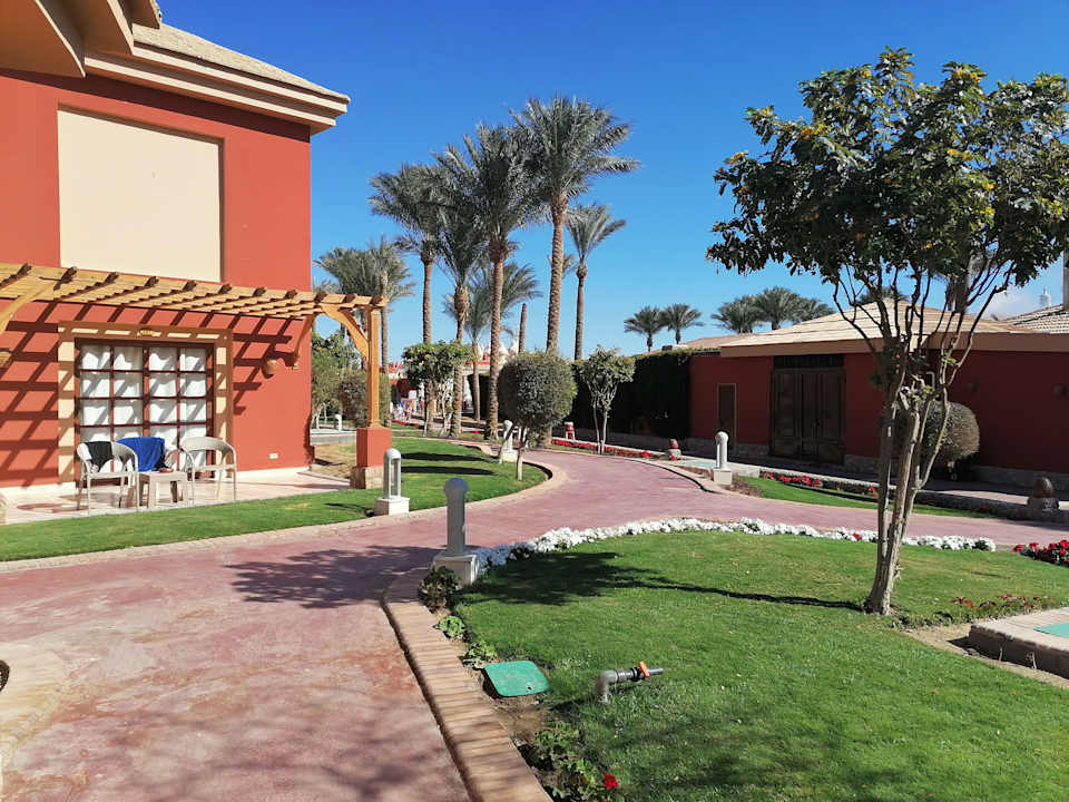 Außenansicht Pickalbatros Alf Leila Wa Leila Resort - Neverland Hurghada