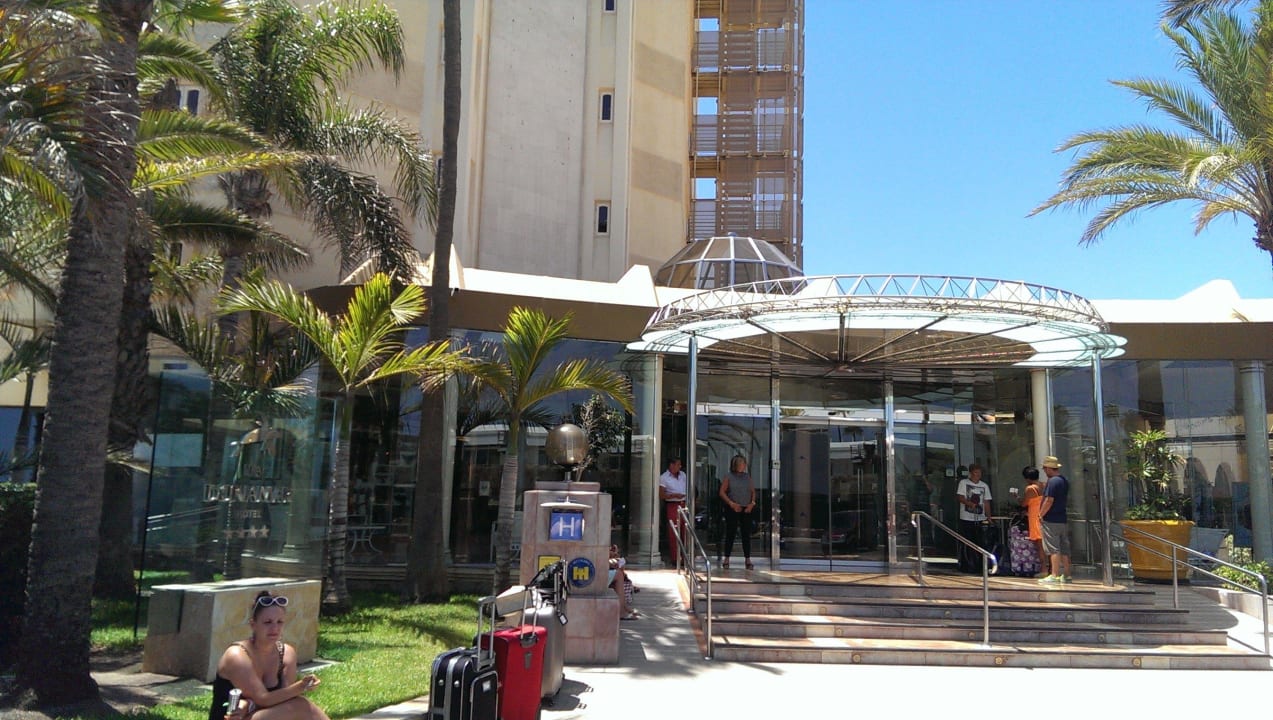 Eingang Corallium Dunamar by Lopesan Hotels