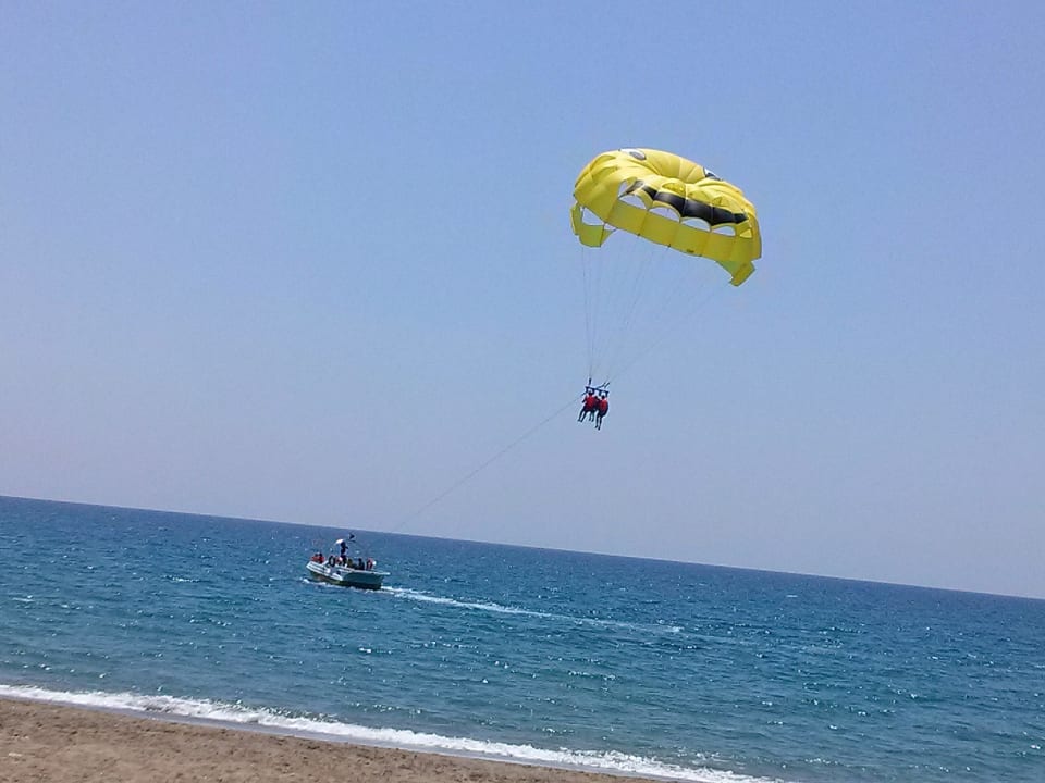 Paragliding..auch im Doppelpack As Queen Beach