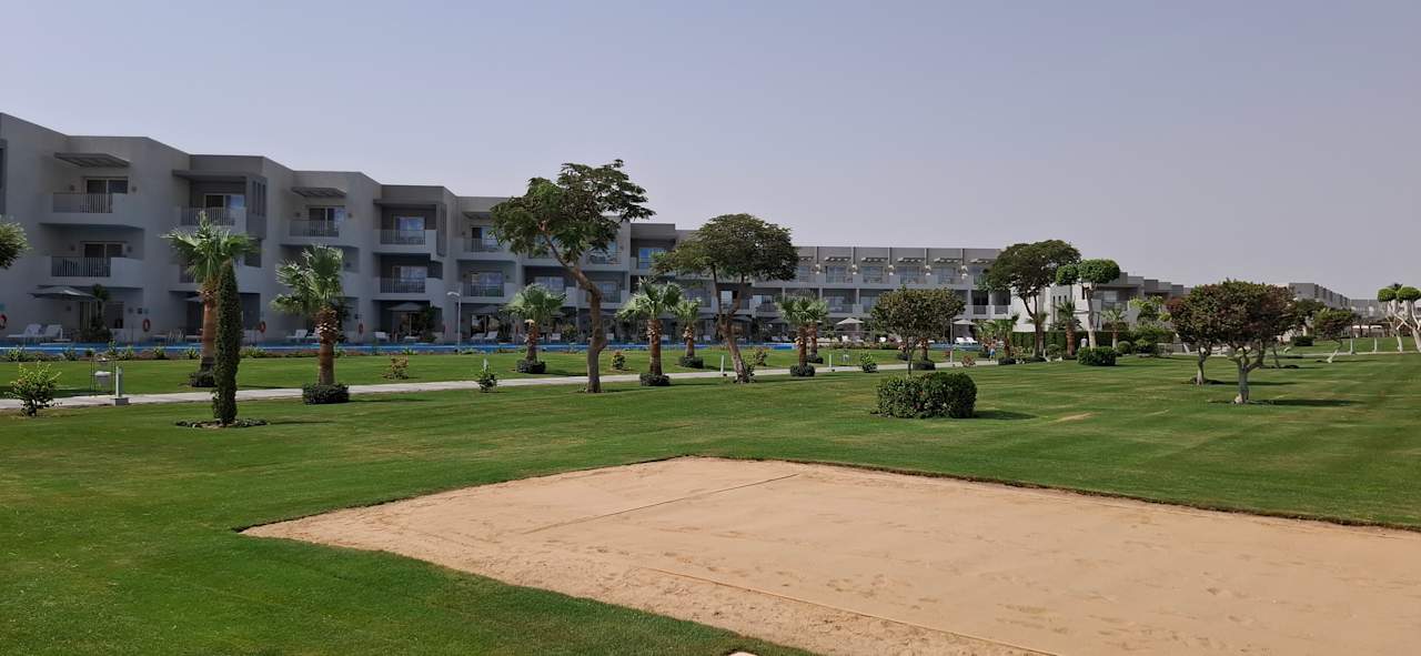 Gartenanlage SUNRISE Crystal Bay Resort