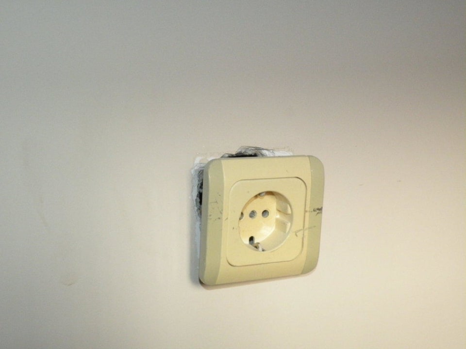 Steckdose Enki Hotel