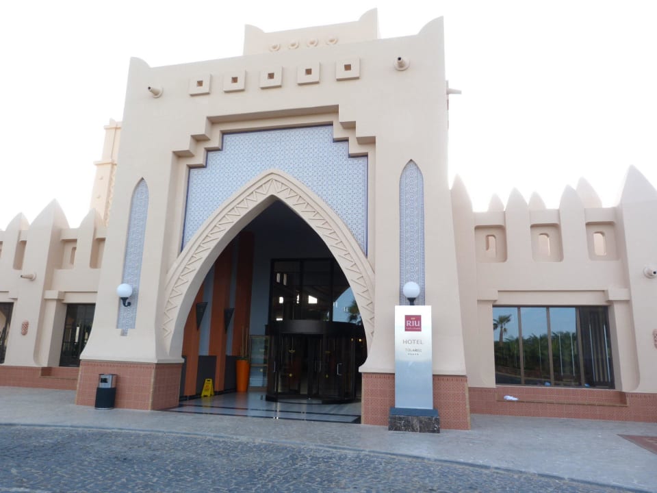 Hoteleingang Hotel Riu Touareg