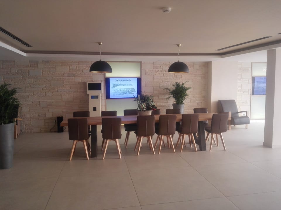 Lobby Cactus Beach