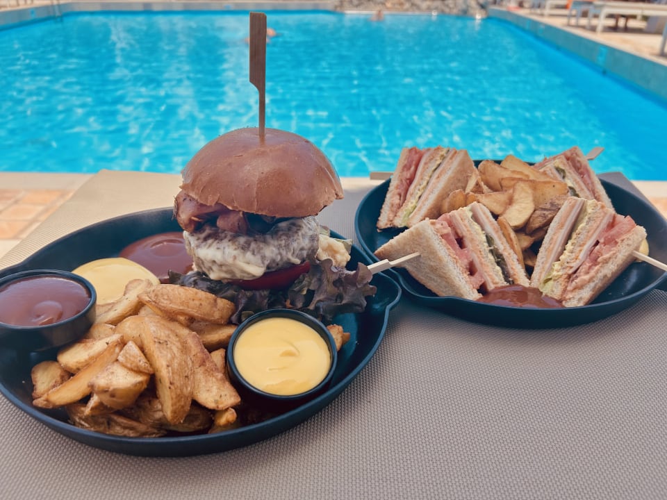 Gastro Alianthos Garden Hotel