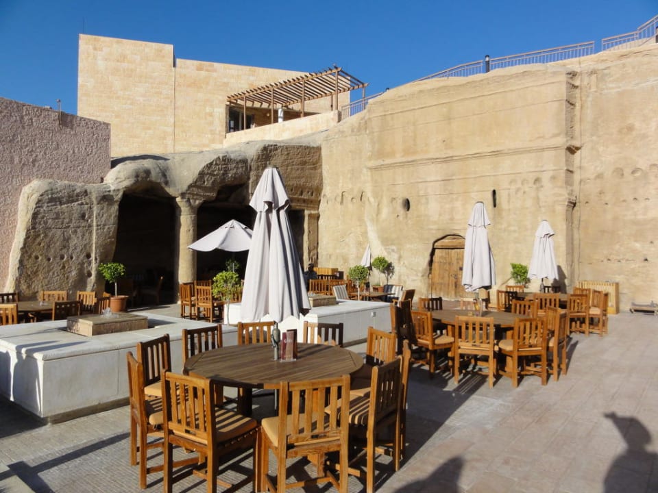 Bar und Terrasse Petra Guest House Hotel