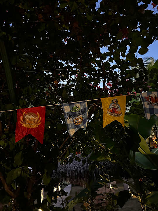 Außenansicht Rubi Platinum Sign