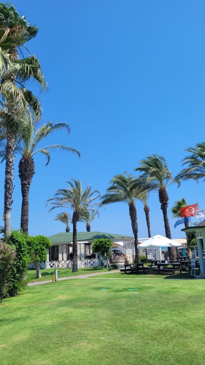 Gartenanlage Papillon Ayscha