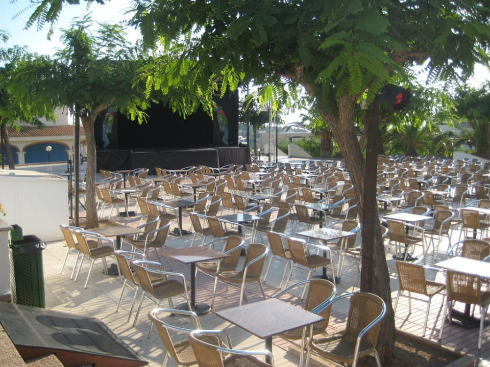 Showbühne blau punta reina