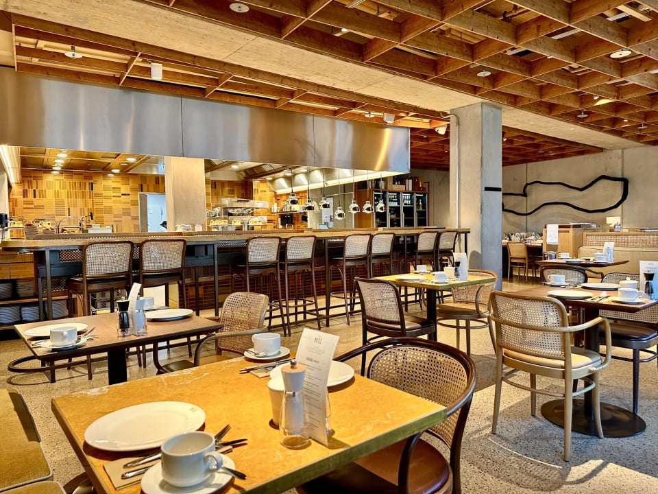 Gastro Karl August - a Neighborhood Hotel